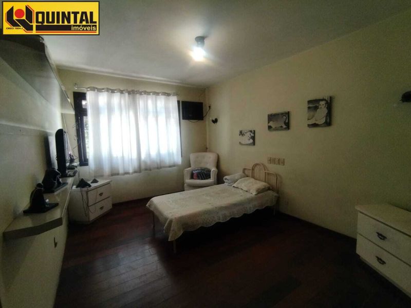 Casa Residencial 4 dormitórios no bairro PROGRESSO em BLUMENAU