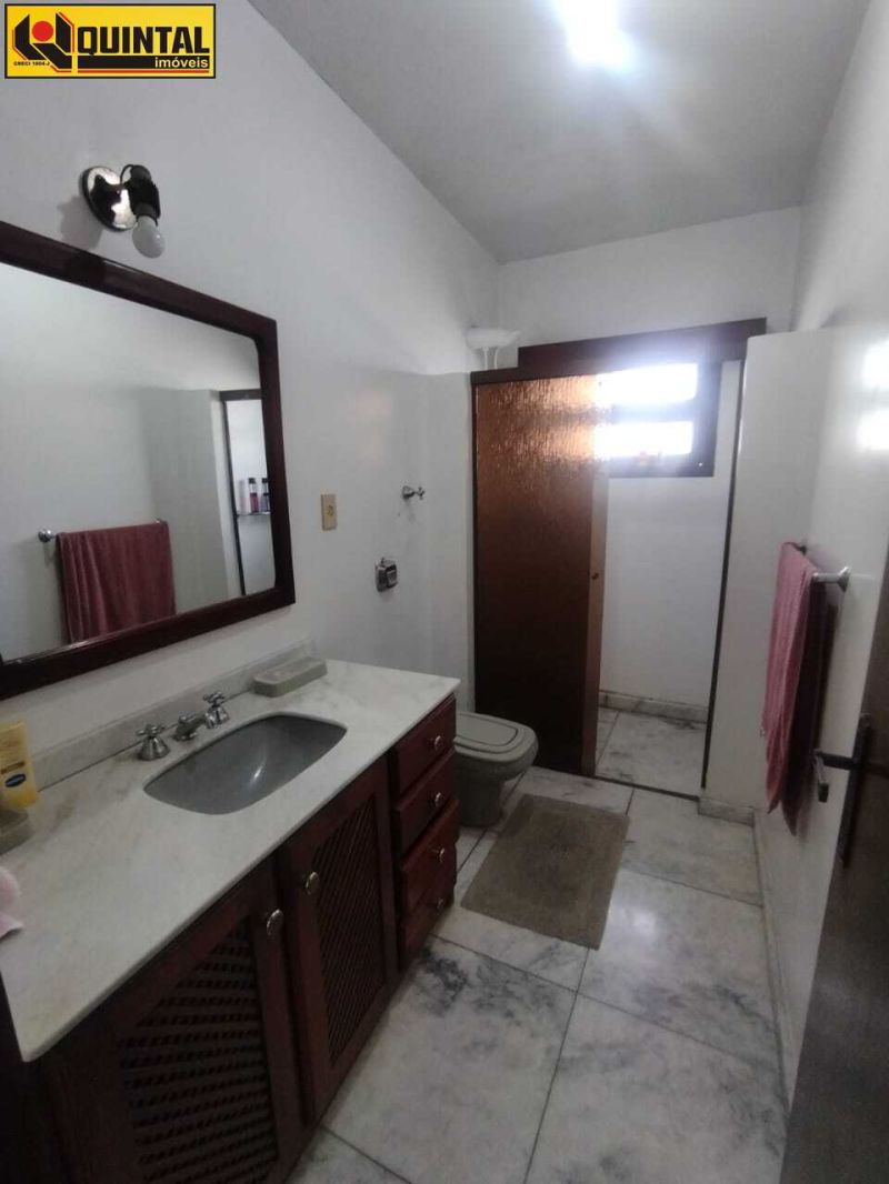 Casa Residencial 4 dormitórios no bairro PROGRESSO em BLUMENAU