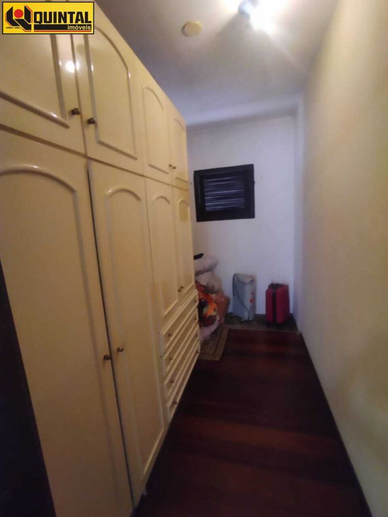 Casa Residencial 4 dormitórios no bairro PROGRESSO em BLUMENAU