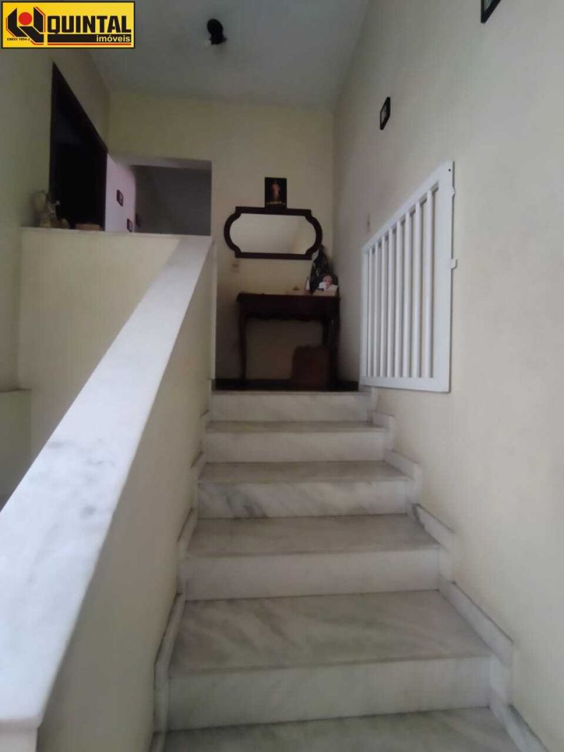 Casa Residencial 4 dormitórios no bairro PROGRESSO em BLUMENAU