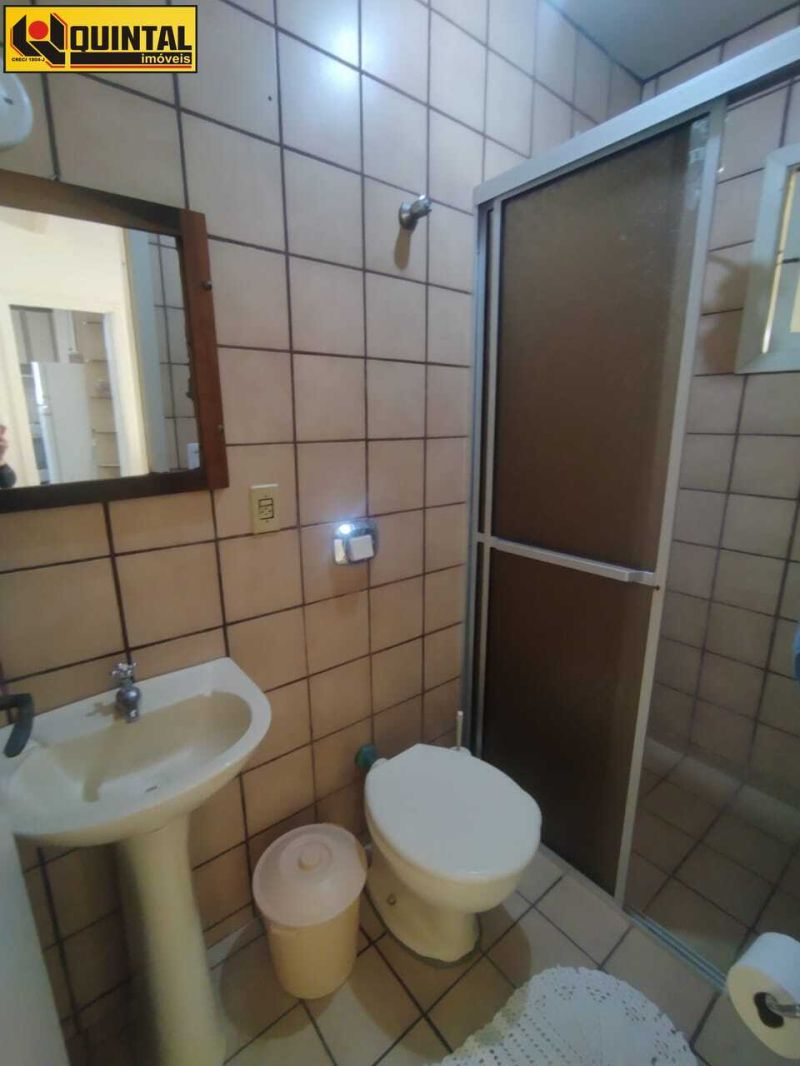 Casa Residencial 4 dormitórios no bairro GARCIA em BLUMENAU