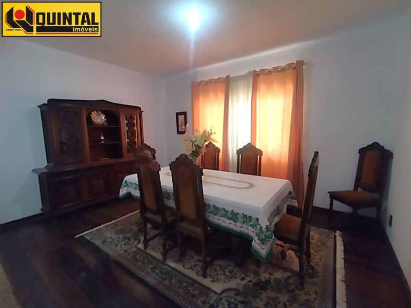 Casa Residencial 4 dormitórios no bairro GARCIA em BLUMENAU