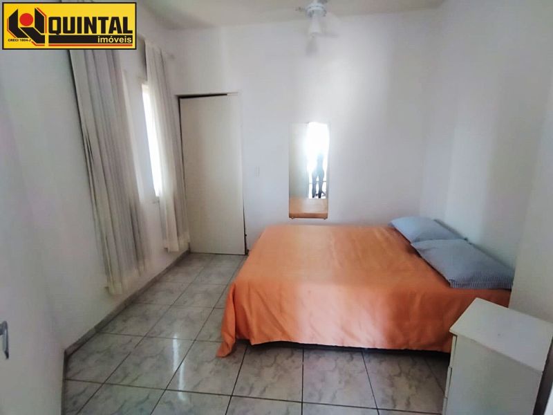 Casa Residencial 4 dormitórios no bairro GARCIA em BLUMENAU