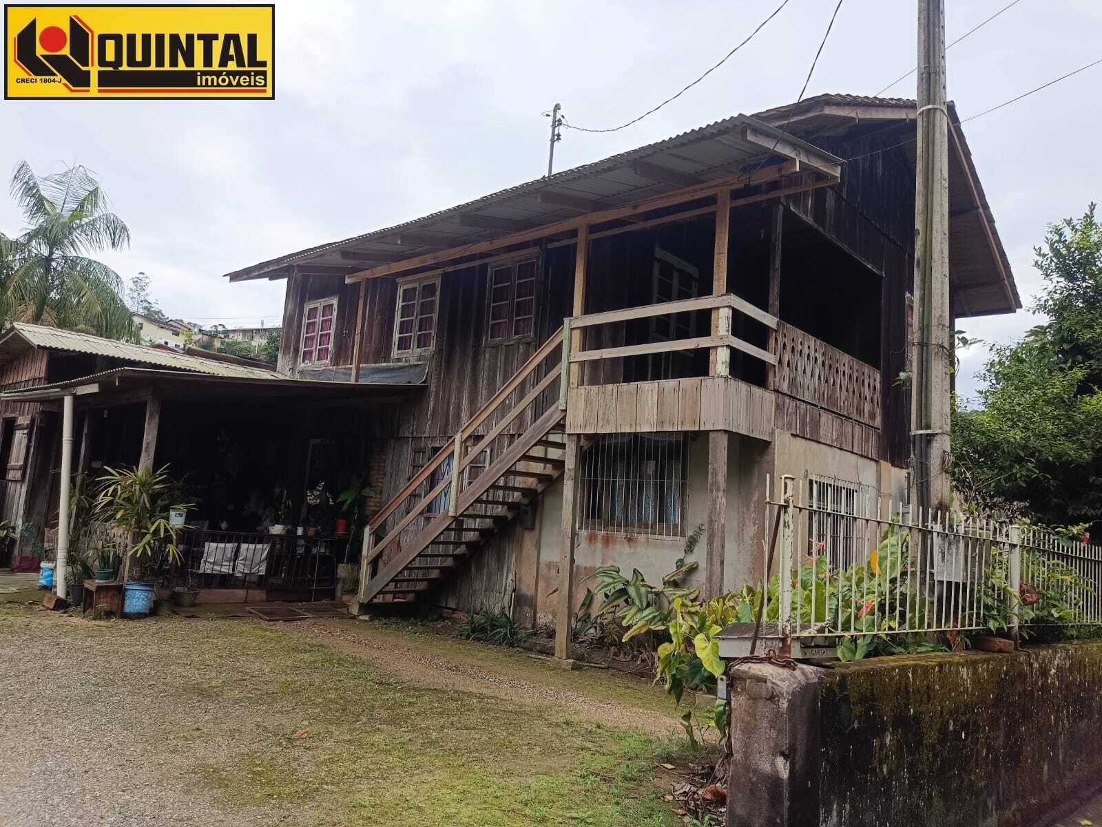 CASA RESIDENCIAL - Gloria - Blumenau