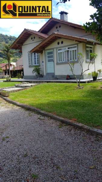 CASA RESIDENCIAL - Progresso - Blumenau