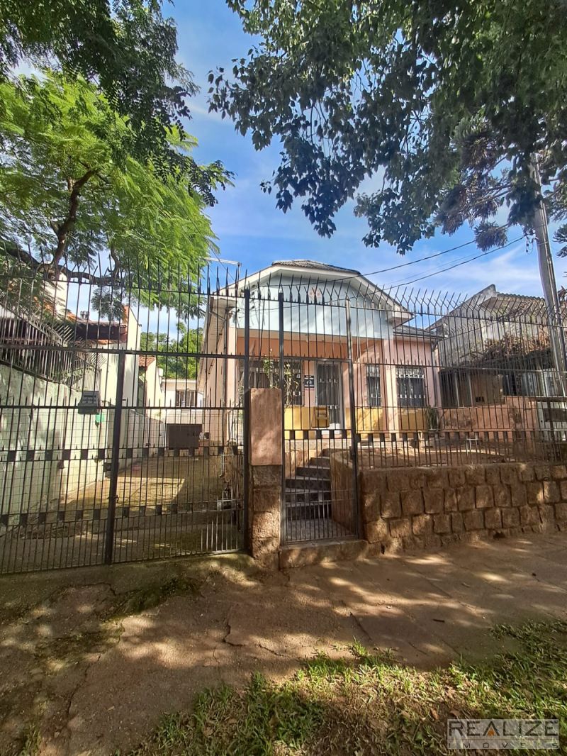 Casa 3 dormitório(s)  no bairro MEDIANEIRA em PORTO ALEGRE