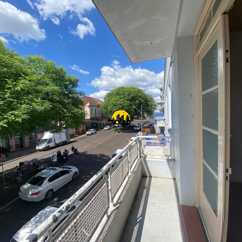 APARTAMENTO  3 quartos  no bairro CENTRO