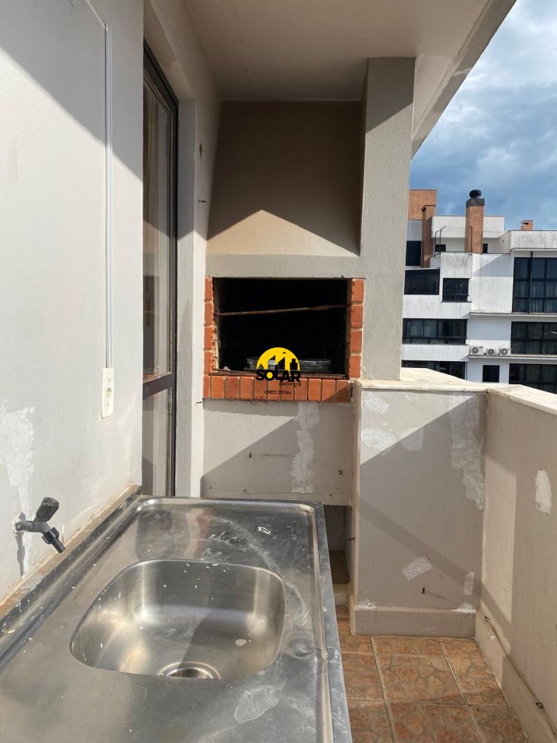 APARTAMENTO  no bairro CENTRO