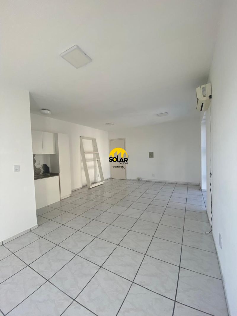 SALA COMERCIAL no bairro CENTRO