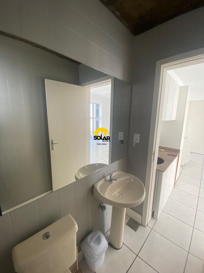 SALA COMERCIAL no bairro CENTRO
