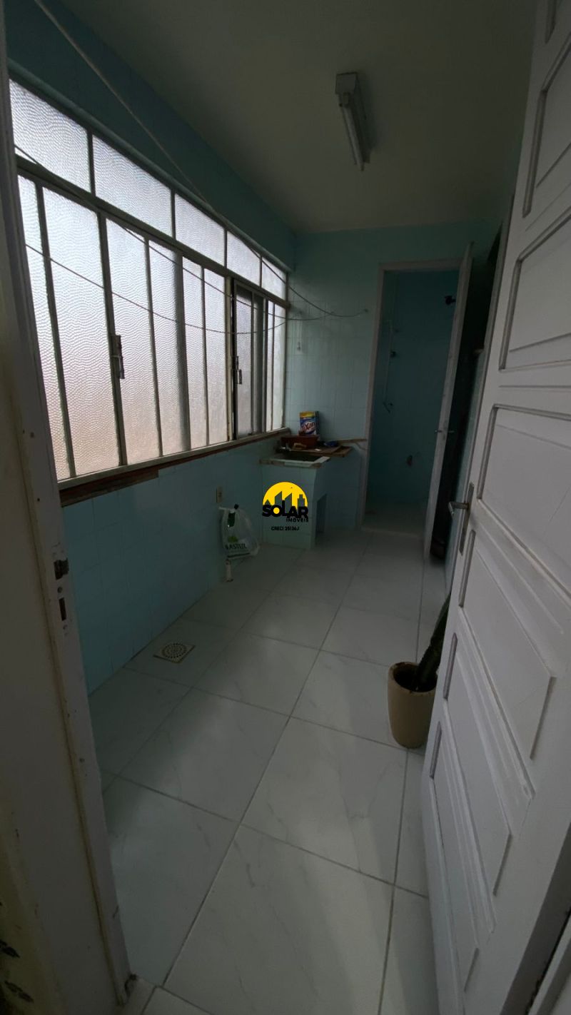 APARTAMENTO  3 quartos  no bairro CENTRO