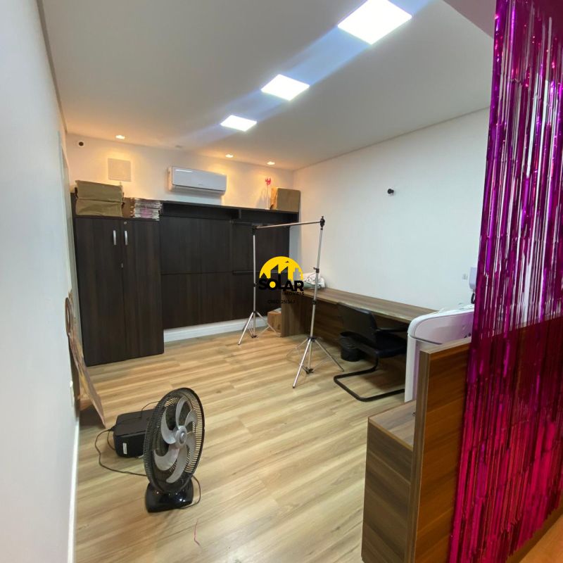 SALA COMERCIAL no bairro CENTRO