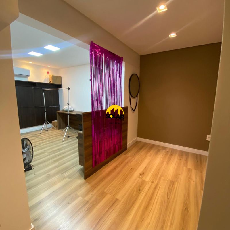 SALA COMERCIAL no bairro CENTRO