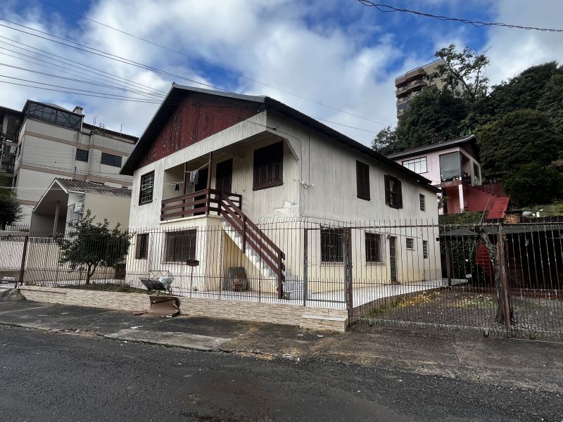PORÃO 3 quartos  em ERECHIM