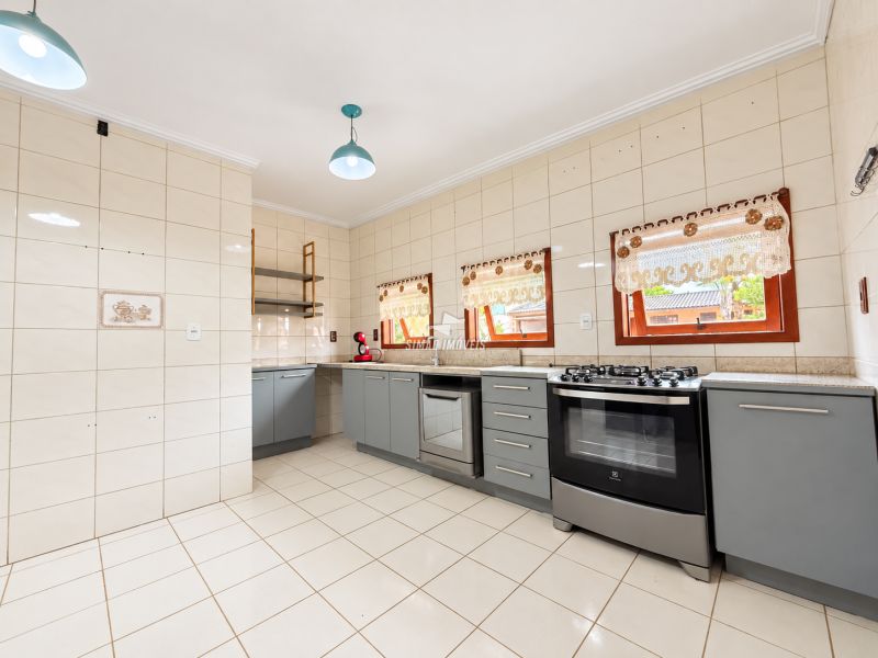 Casa 4 quartos  em ERECHIM