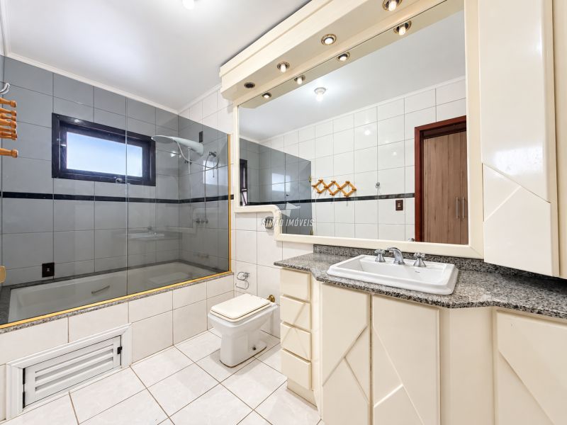 Casa 4 quartos  em ERECHIM