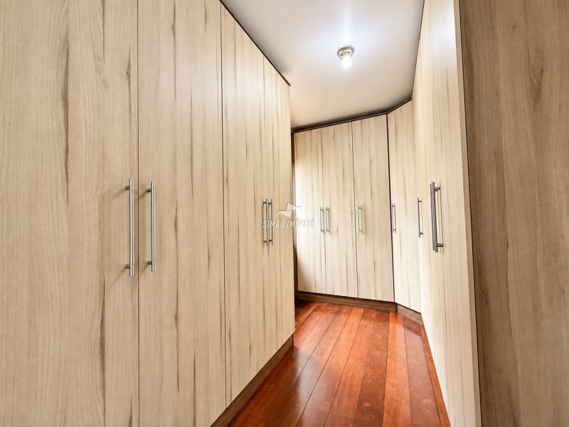 Casa 4 quartos  em ERECHIM