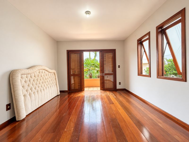 Casa 4 quartos  em ERECHIM