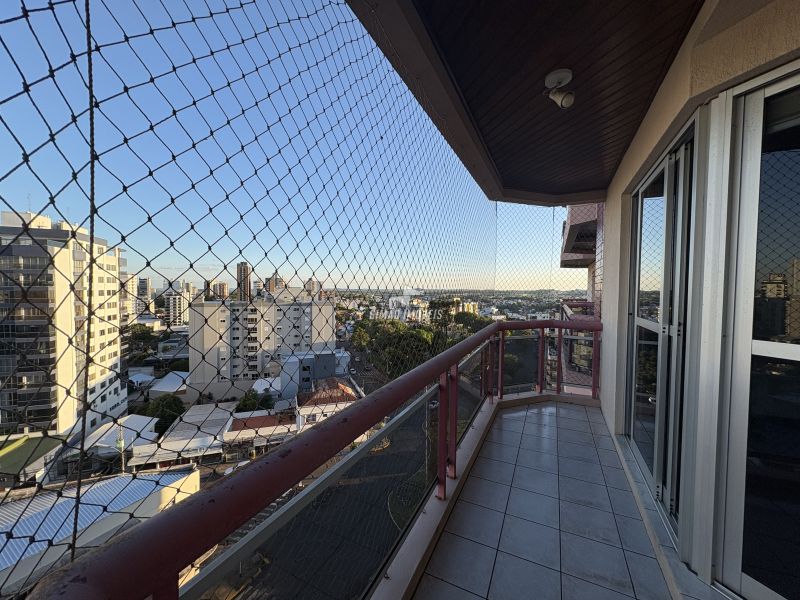 Apartamento 3 quartos  em ERECHIM