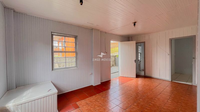 Casa Inferior 2 quartos  em ERECHIM