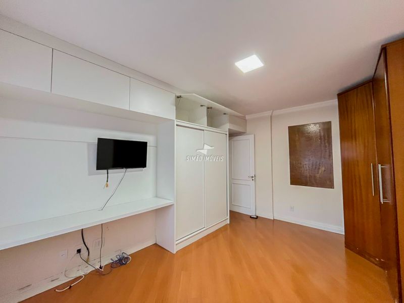 Apartamento 4 quartos  em ERECHIM