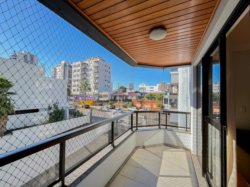 Apartamento 4 quartos  em ERECHIM