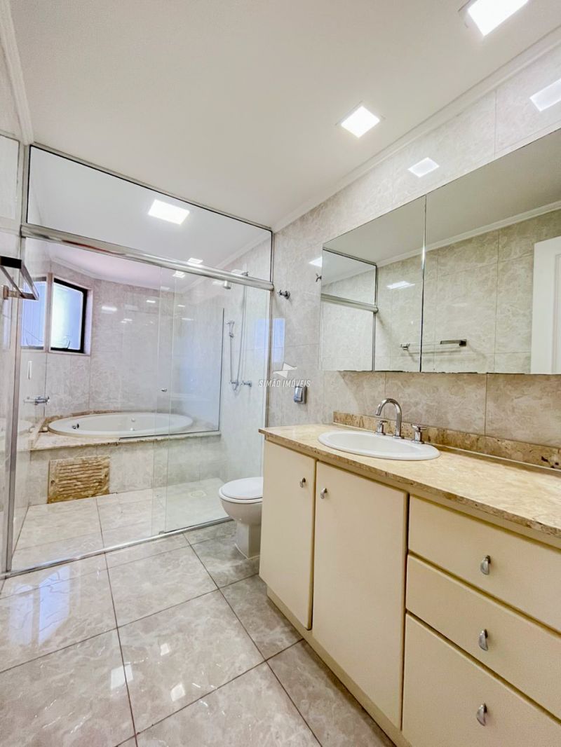 Apartamento 4 quartos  em ERECHIM