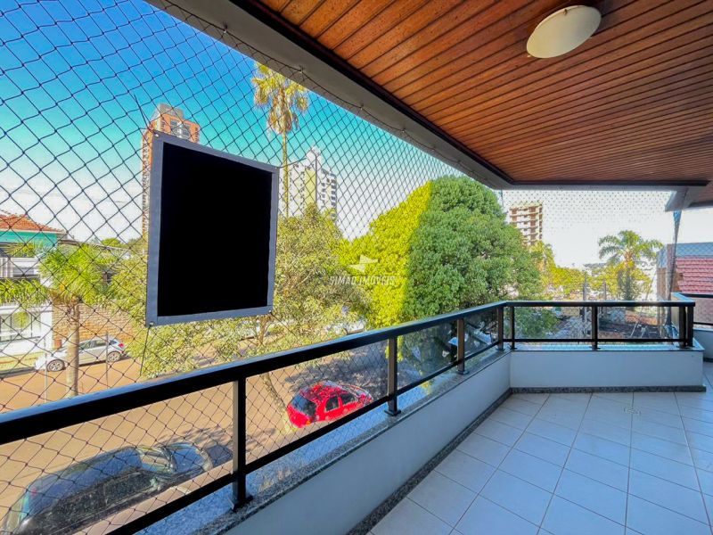 Apartamento 4 quartos  em ERECHIM