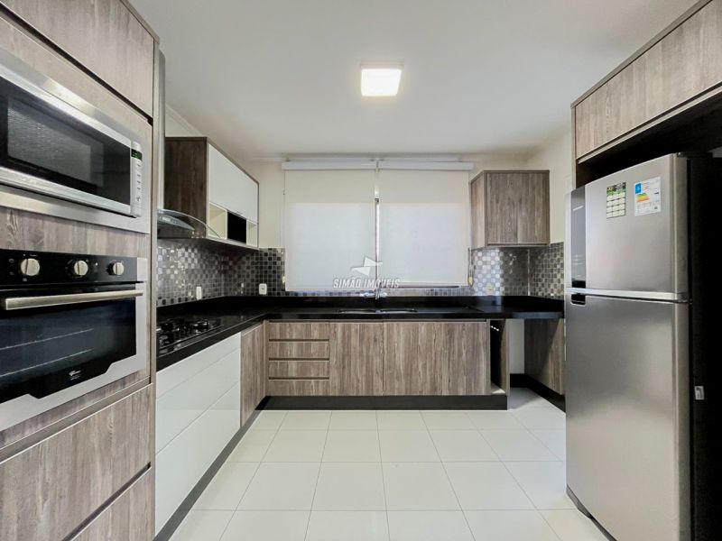 Apartamento 4 quartos  em ERECHIM