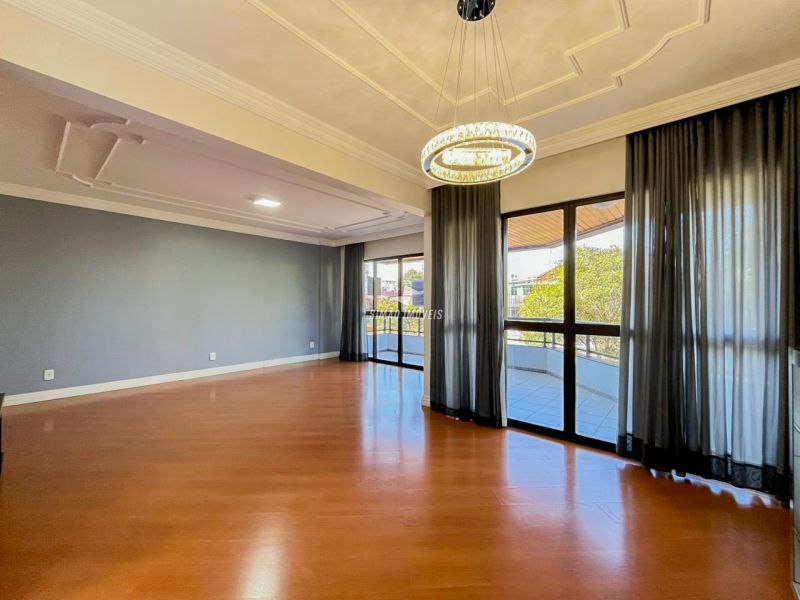 Apartamento 4 quartos  em ERECHIM