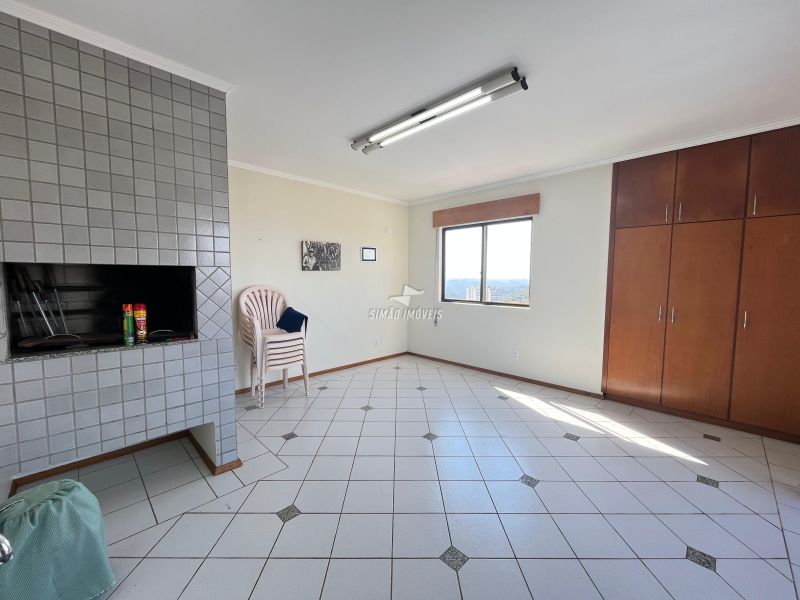 Cobertura 3 quartos  em ERECHIM
