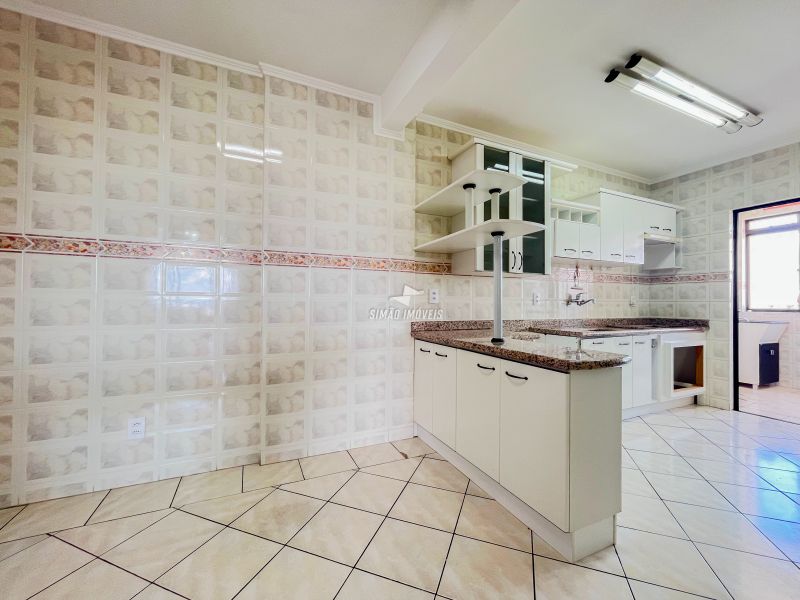 Cobertura 3 quartos  em ERECHIM