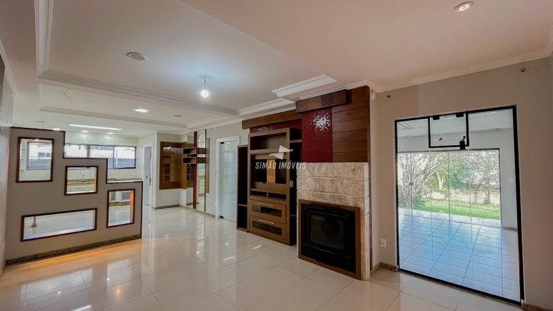 Casa 4 quartos  em ERECHIM
