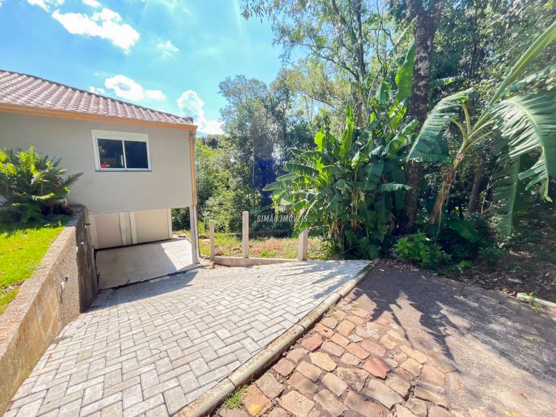 Casa Inferior 2 quartos  em ERECHIM