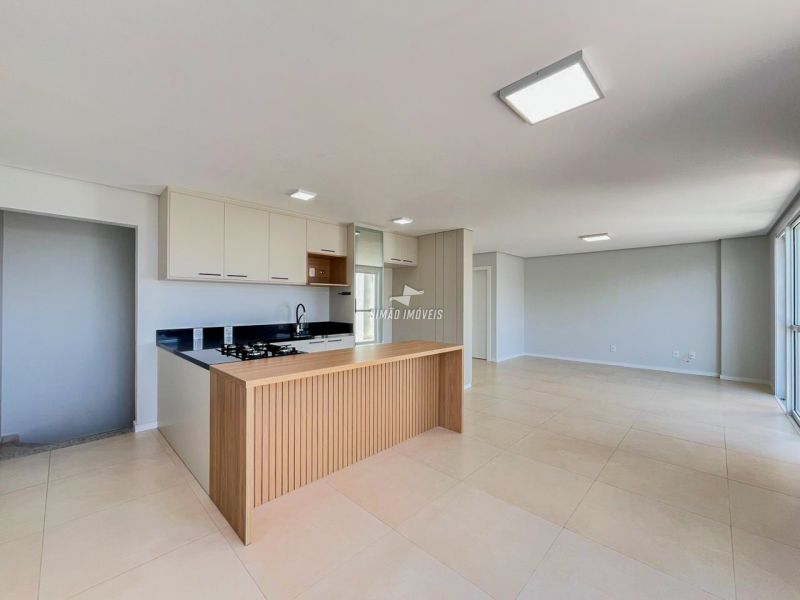 Cobertura 3 quartos  em ERECHIM