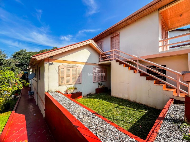 Casa Superior 4 quartos  em ERECHIM