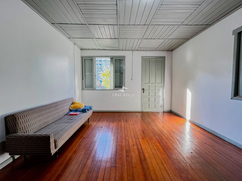 Casa 4 quartos  em ERECHIM