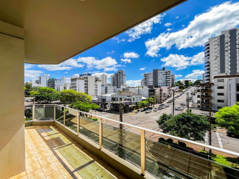 Apartamento 4 quartos  em ERECHIM