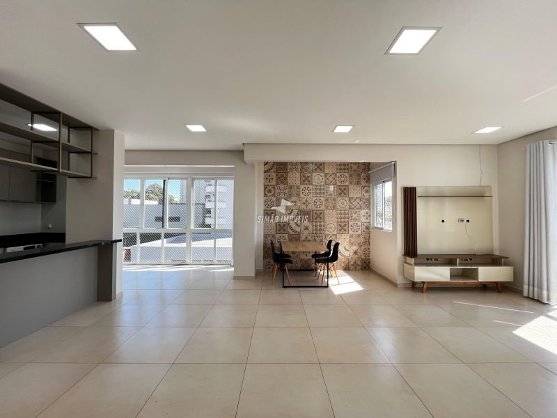 Cobertura 2 quartos  em ERECHIM