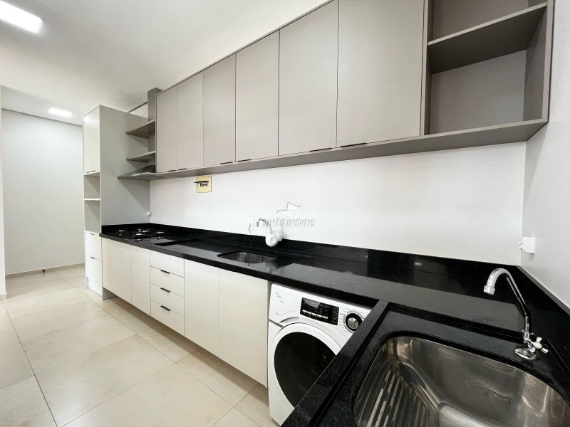 Cobertura 2 quartos  em ERECHIM