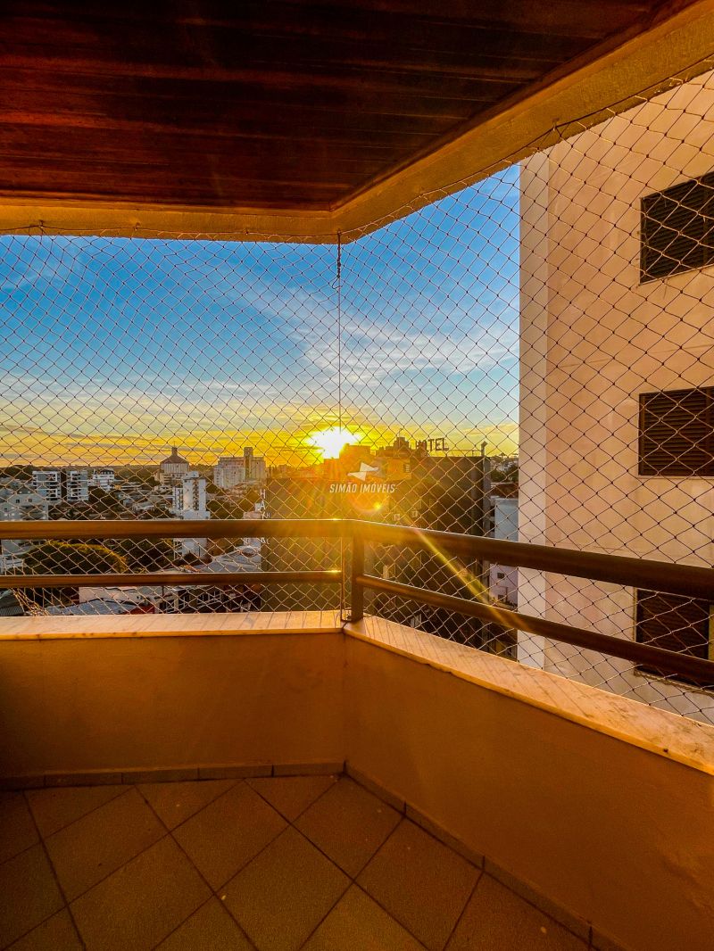 Apartamento 3 quartos  em ERECHIM