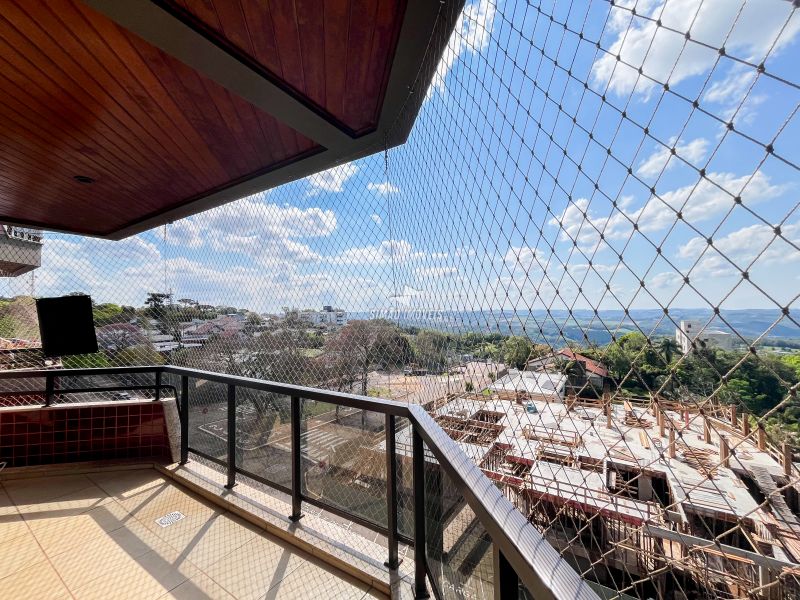 Apartamento 4 quartos  em ERECHIM