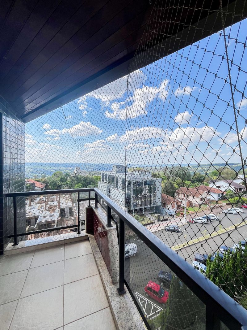Apartamento 4 quartos  em ERECHIM
