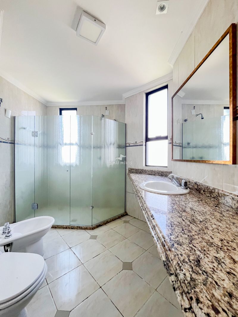 Apartamento 4 quartos  em ERECHIM