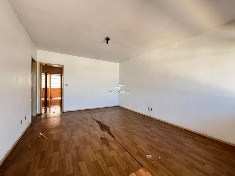 Casa/ Fundos 3 quartos  em ERECHIM