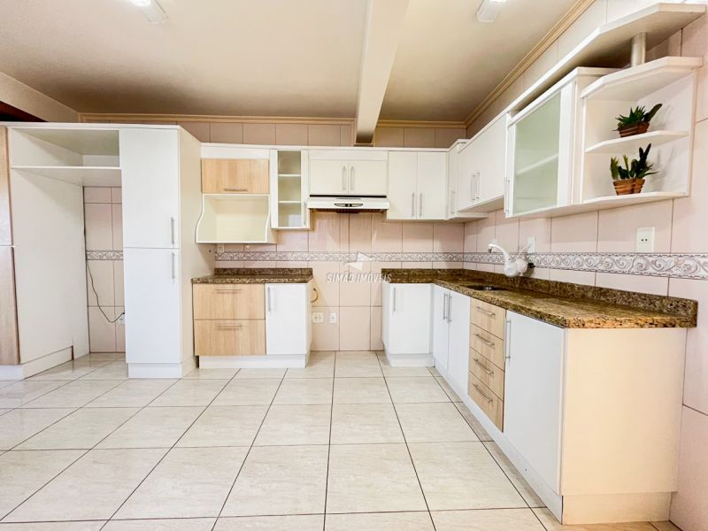 Casa 4 quartos  em ERECHIM