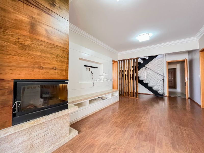 Cobertura 3 quartos  em ERECHIM