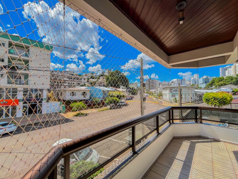 Apartamento 3 quartos  em ERECHIM