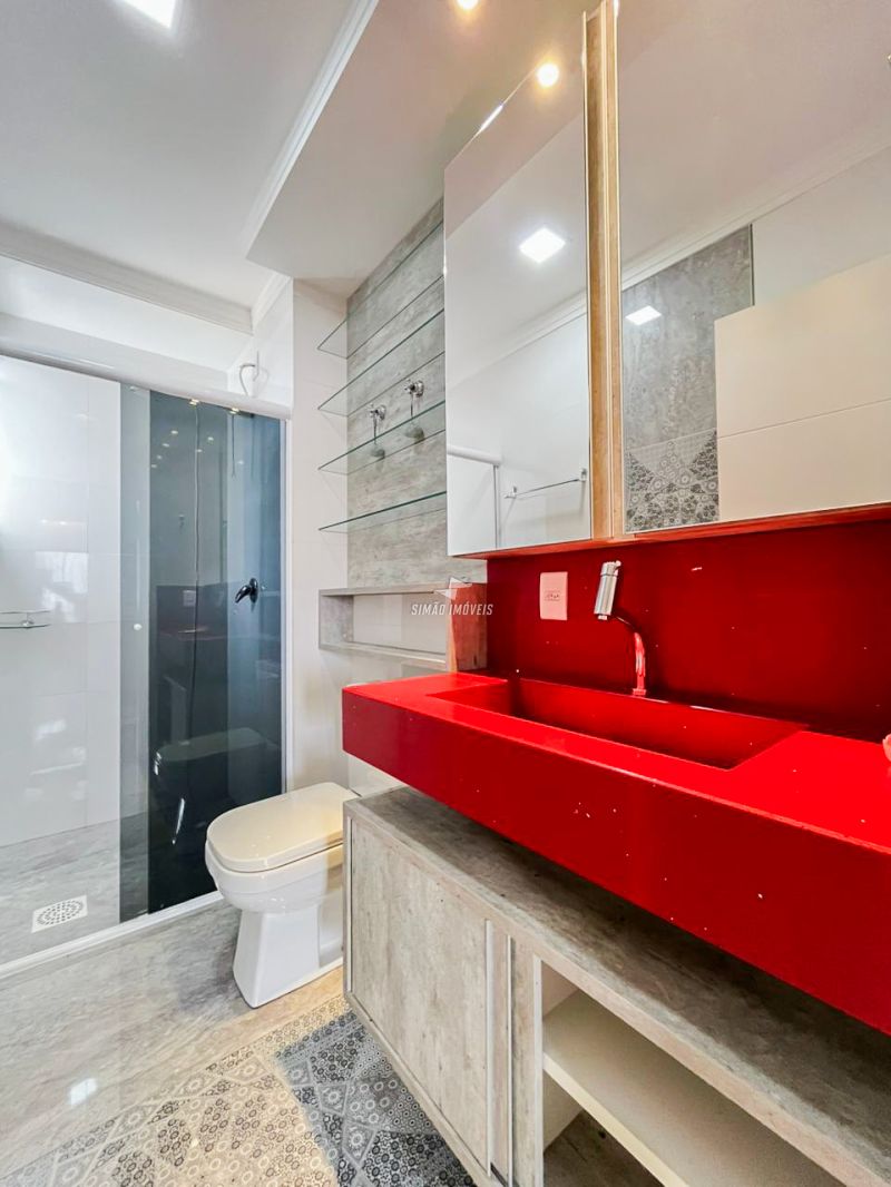 Apartamento 4 quartos  em ERECHIM