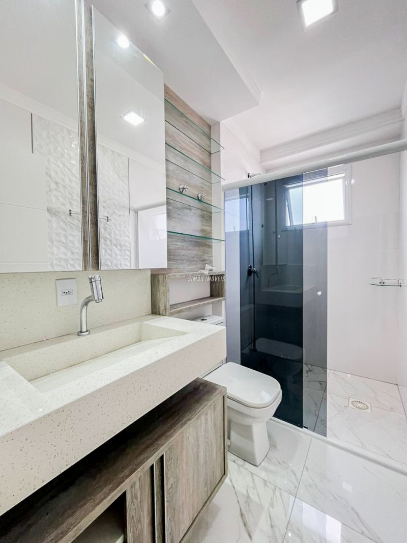 Apartamento 4 quartos  em ERECHIM